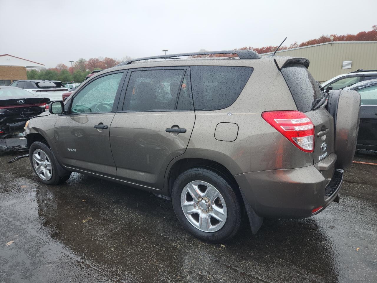 2011 TOYOTA RAV4