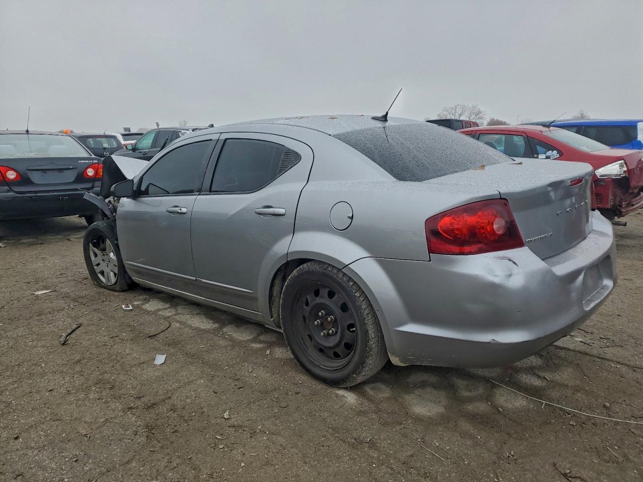 2013 DODGE Avenger