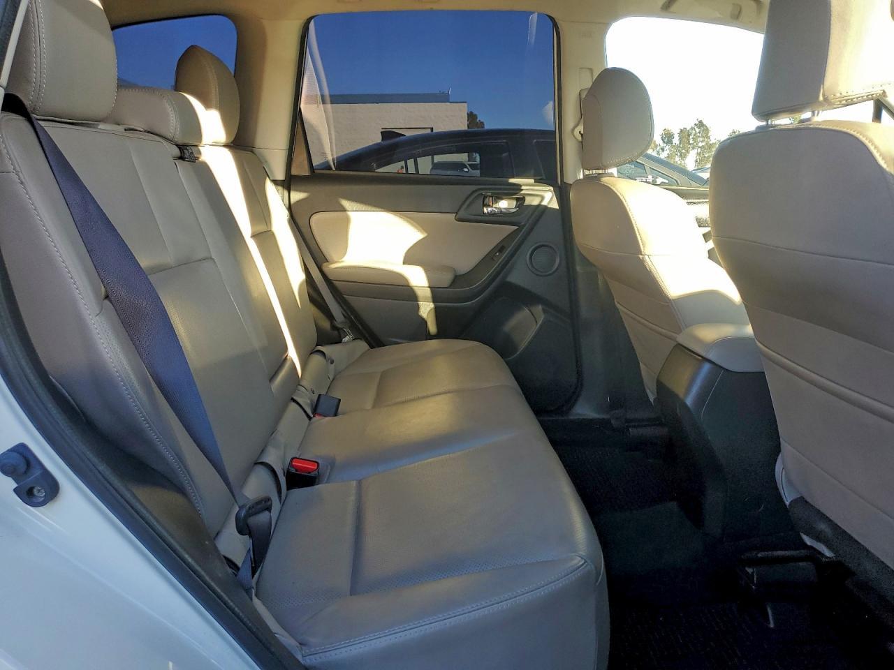 2015 SUBARU FORESTER