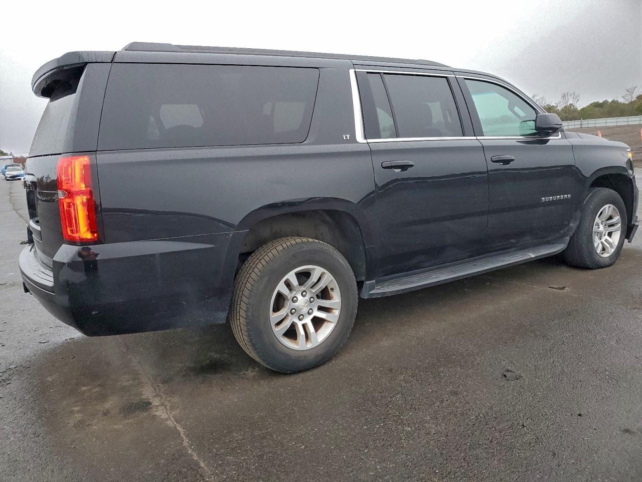 2019 CHEVROLET Suburban