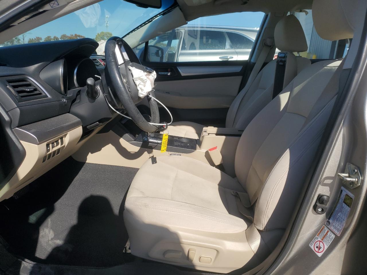 2015 SUBARU Legacy