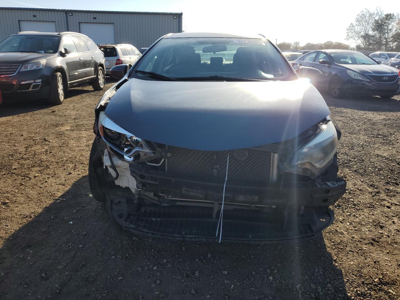 2015 TOYOTA COROLLA