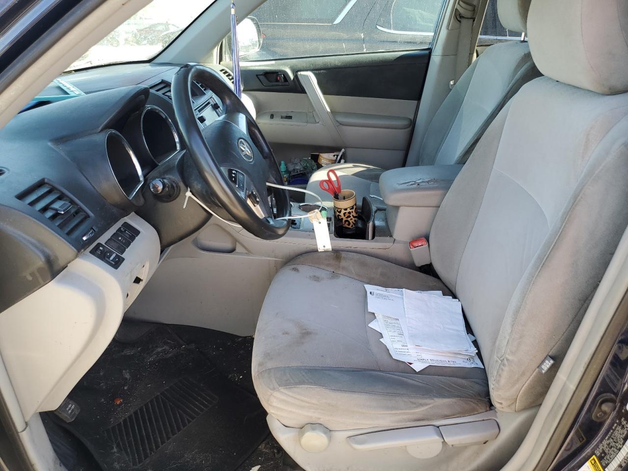 2013 TOYOTA HIGHLANDER