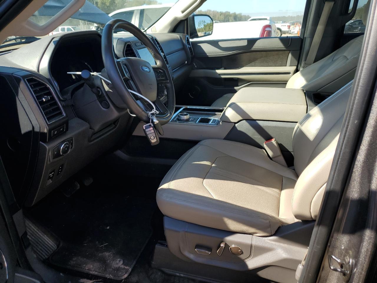 2021 FORD Expedition