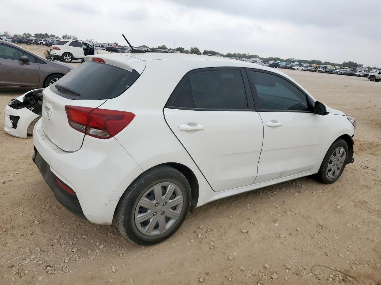 2023 KIA RIO