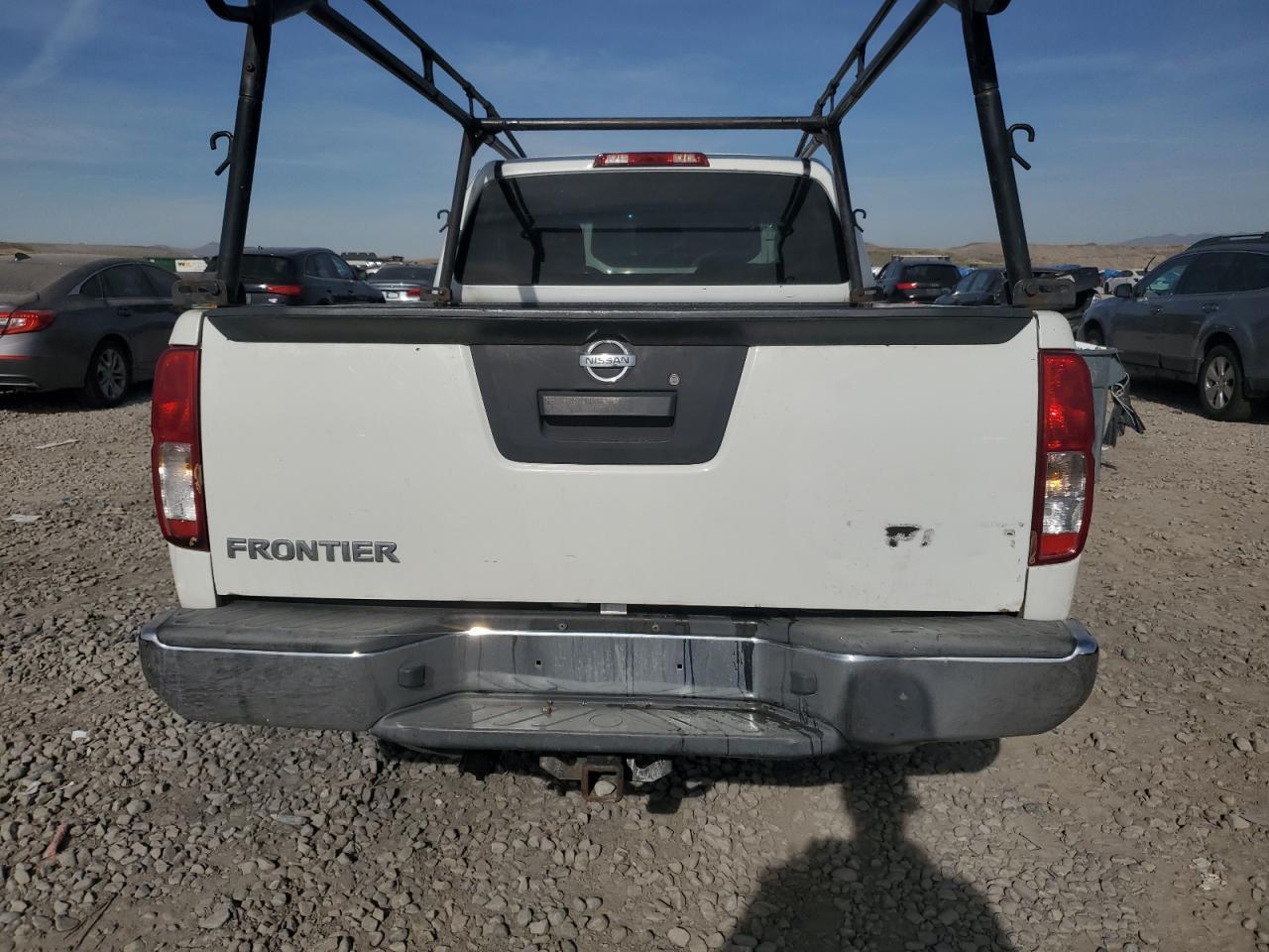 2016 NISSAN Frontier