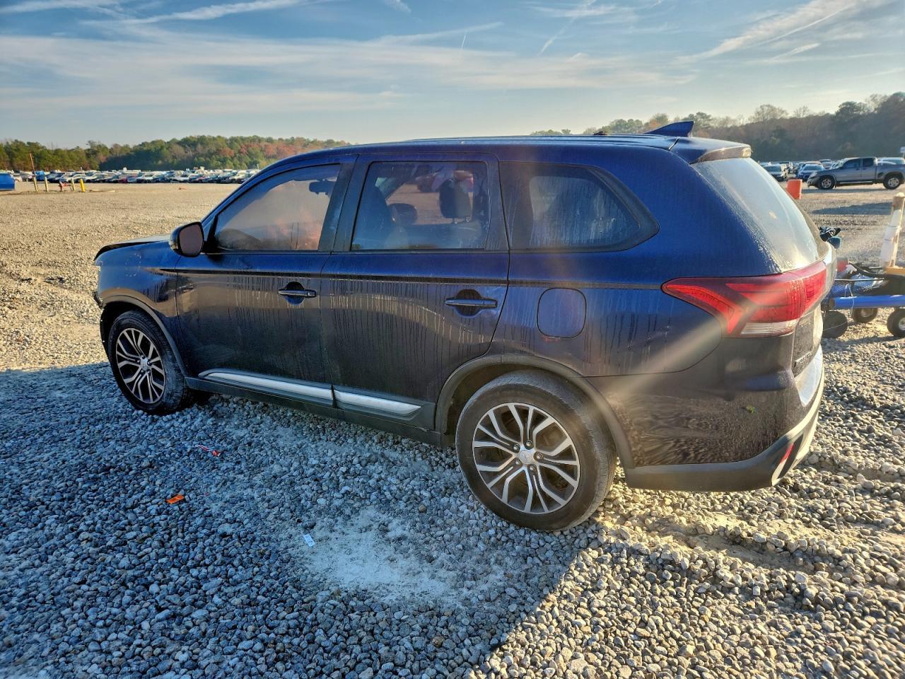 2017 MITSUBISHI outlander