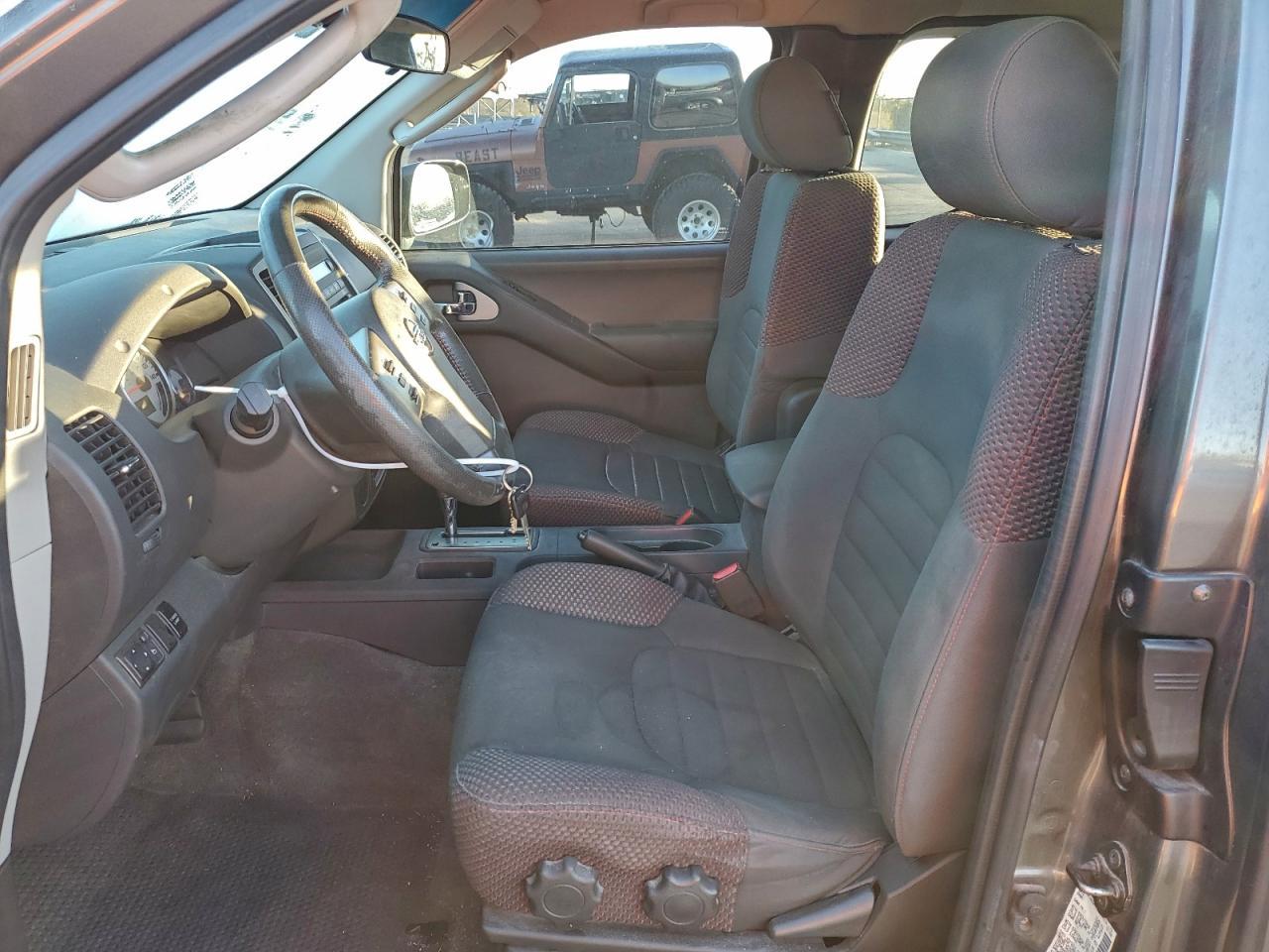 2009 NISSAN Frontier