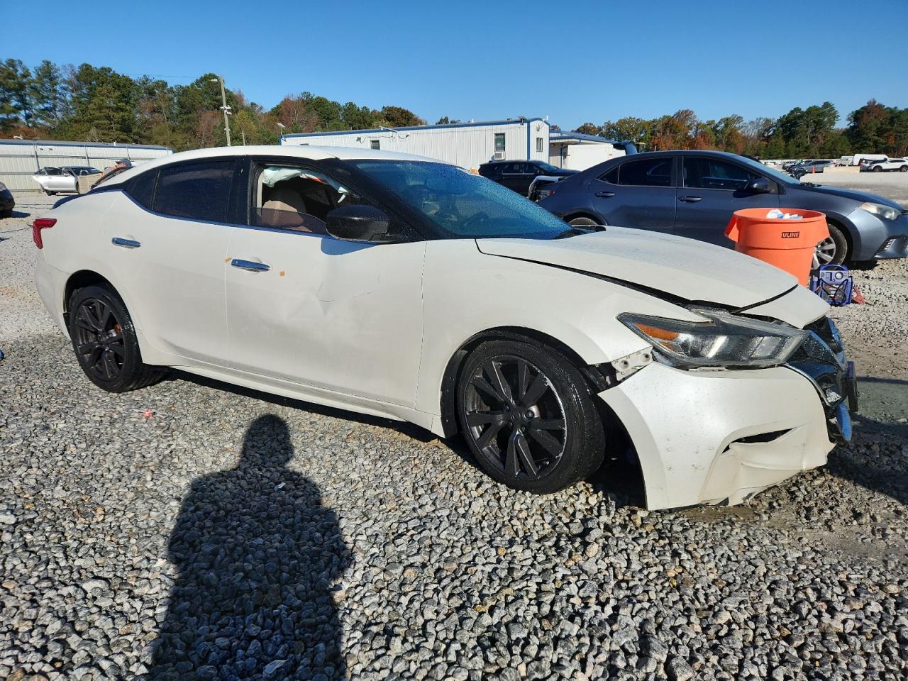 2017 NISSAN Maxima