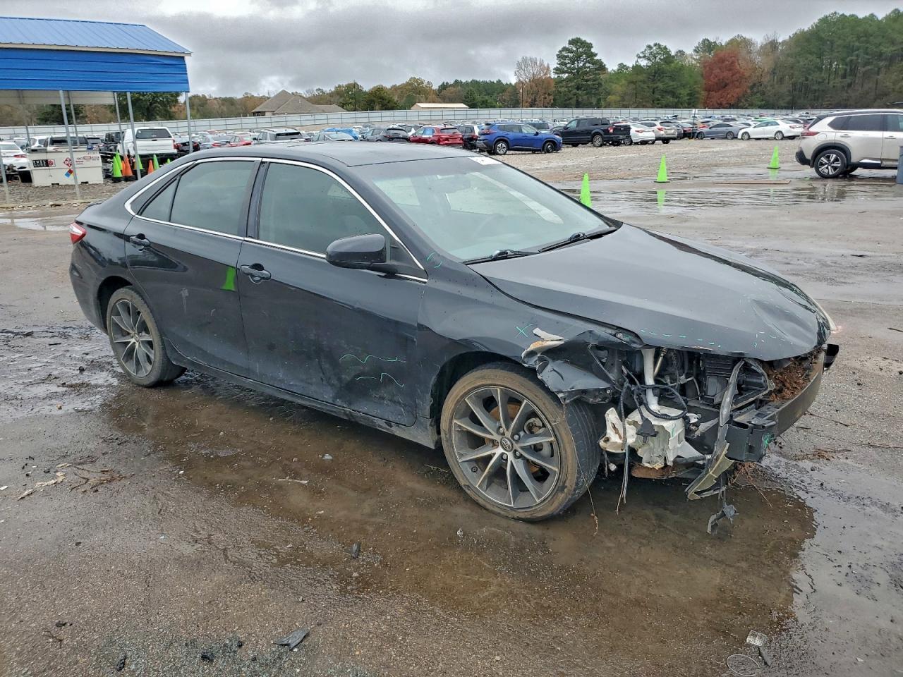 2017 TOYOTA CAMRY