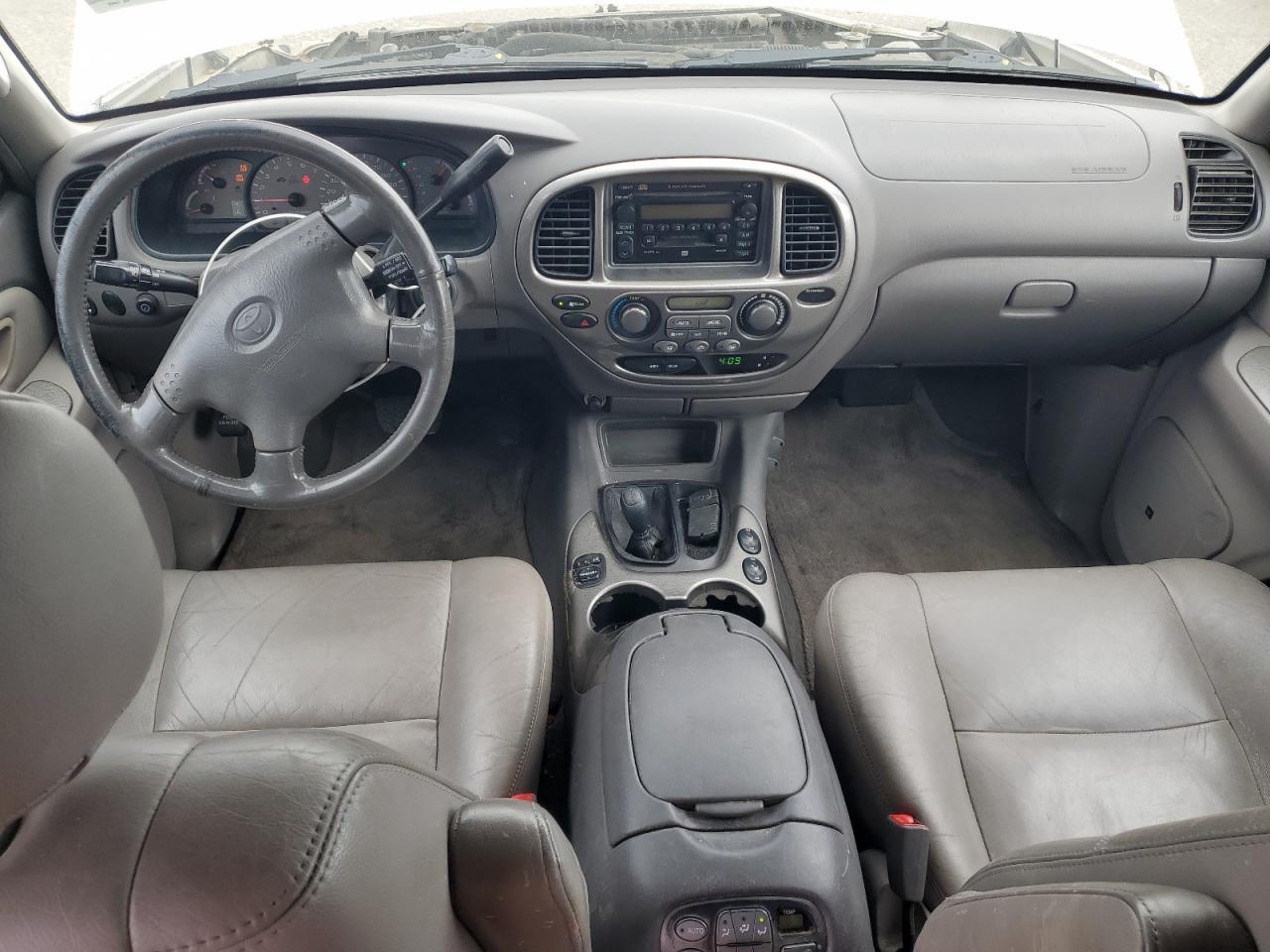 2002 TOYOTA Sequoia