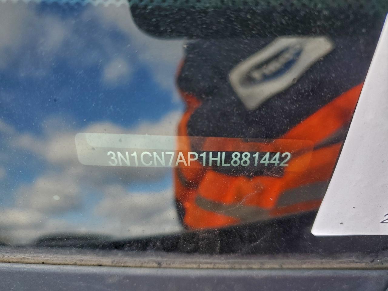 2017 NISSAN VERSA