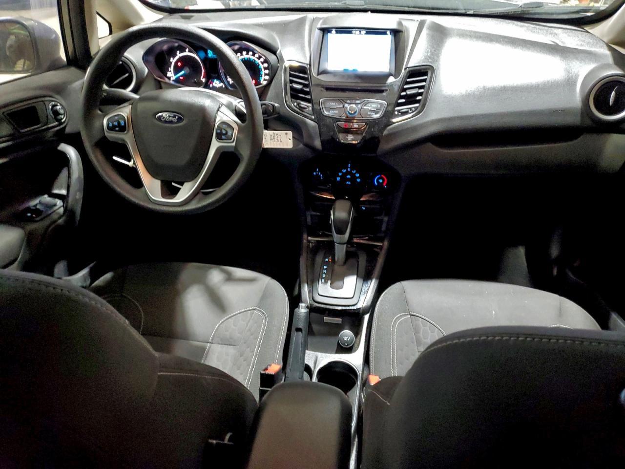 2017 FORD Fiesta