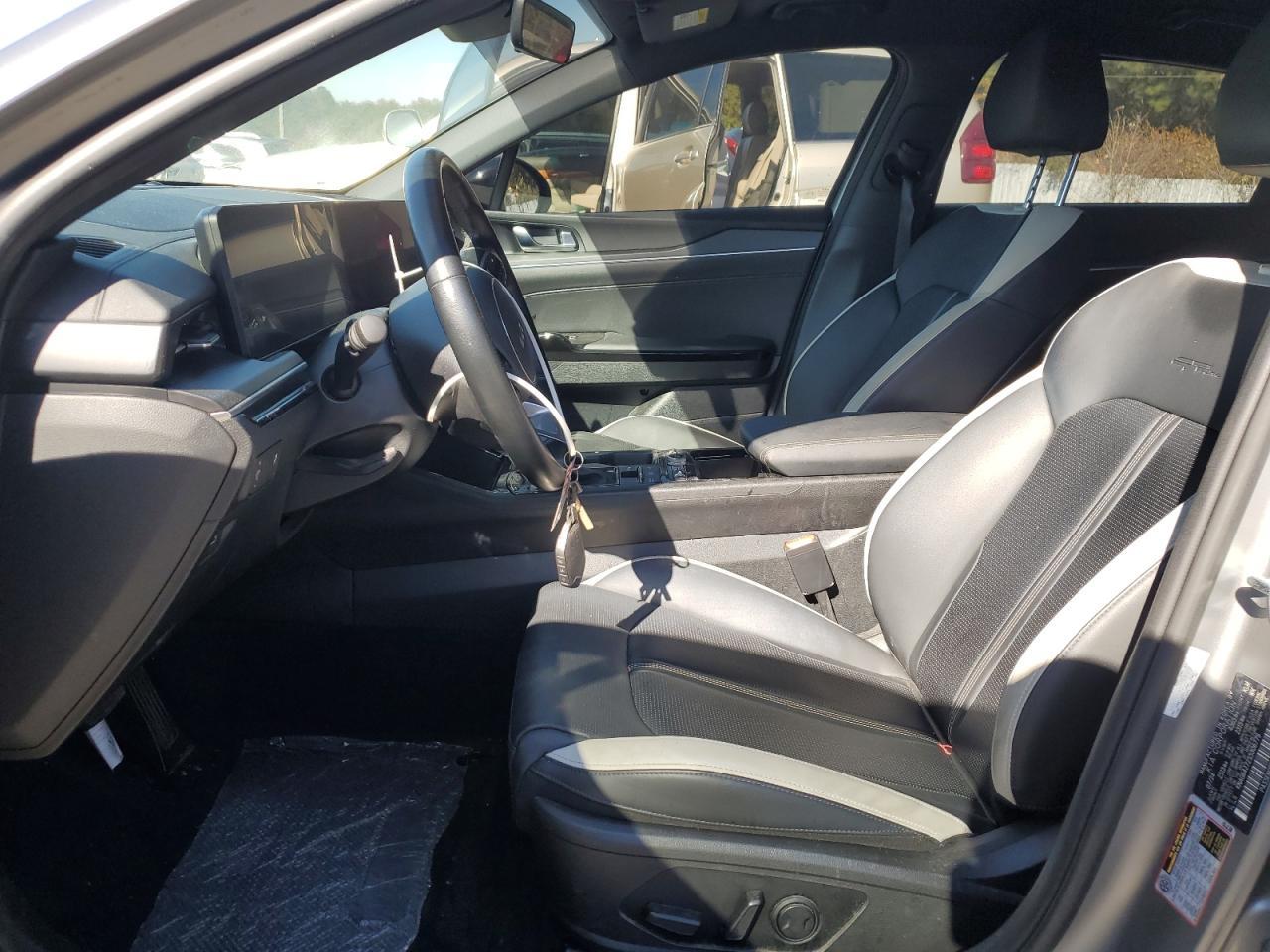 2025 KIA K5