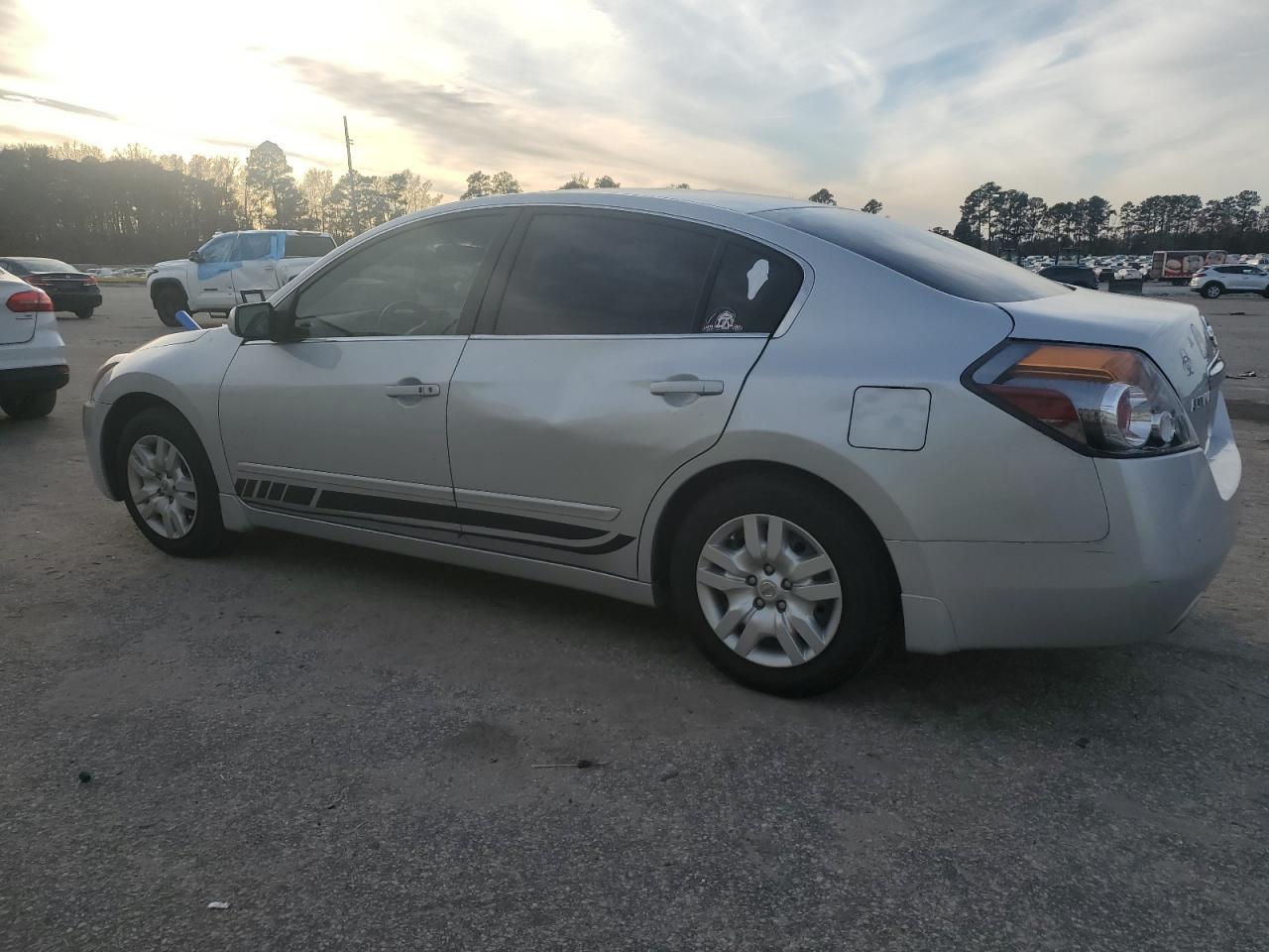 2012 NISSAN ALTIMA