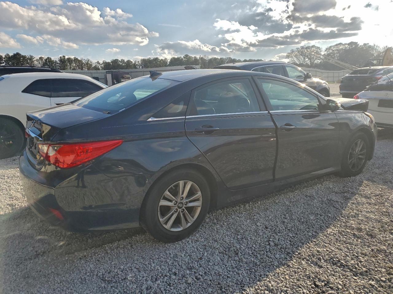 2014 HYUNDAI SONATA
