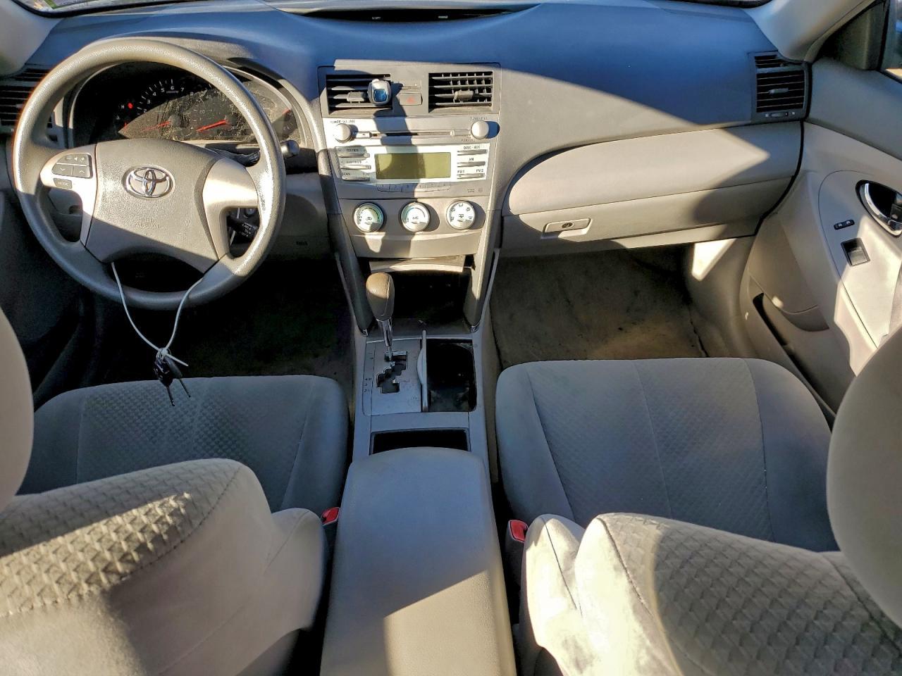 2009 TOYOTA CAMRY