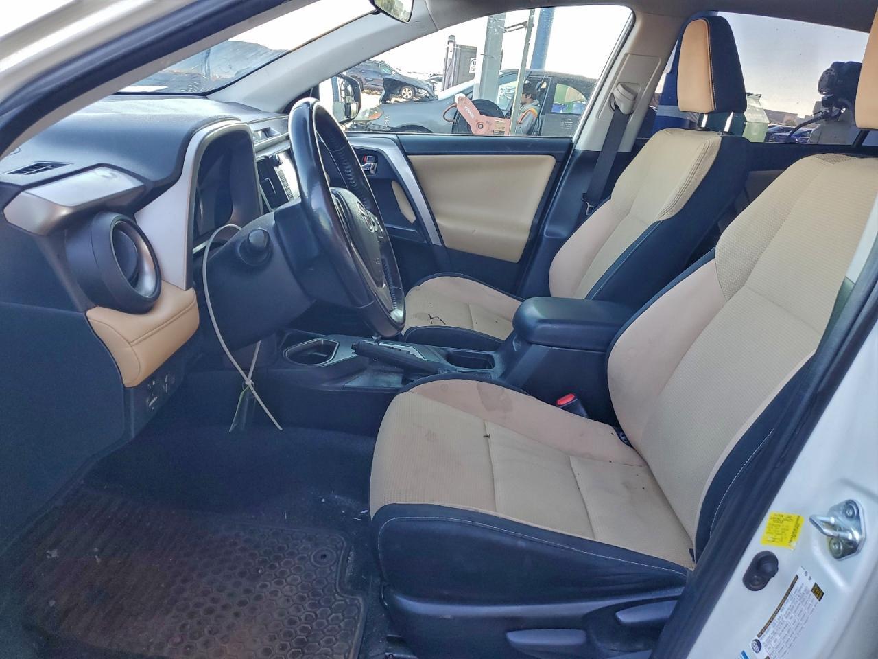 2016 TOYOTA RAV4