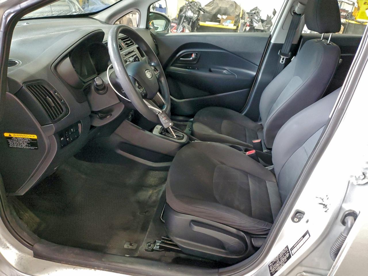2013 KIA RIO
