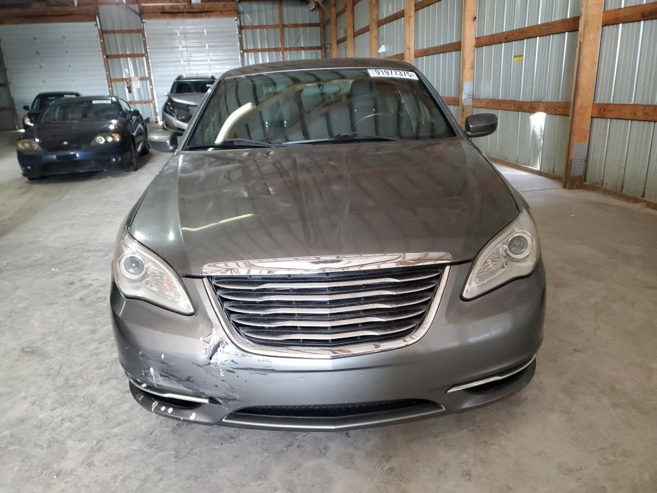 2013 CHRYSLER 200