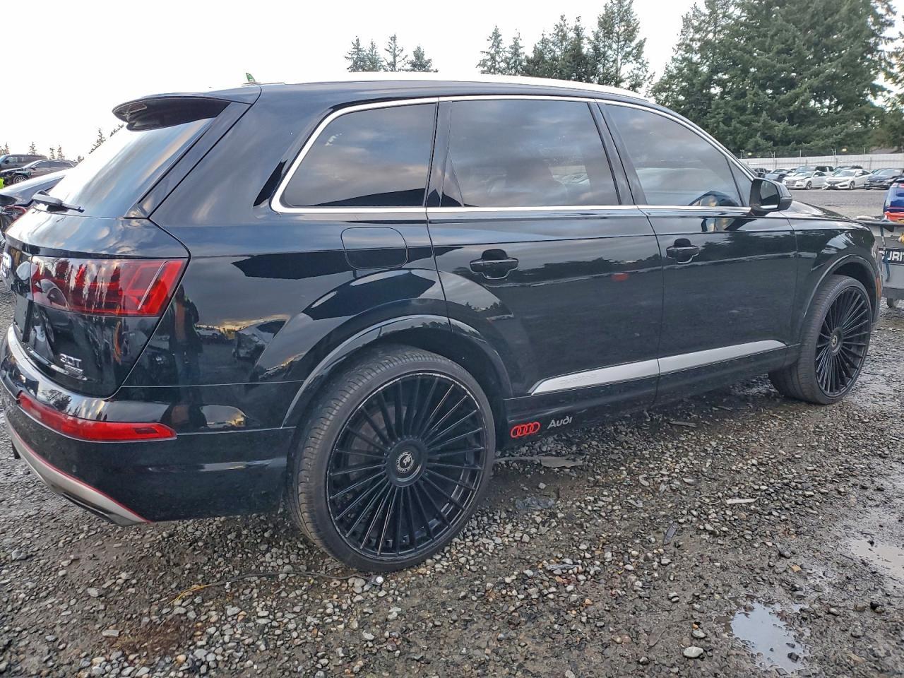 2017 AUDI Q7