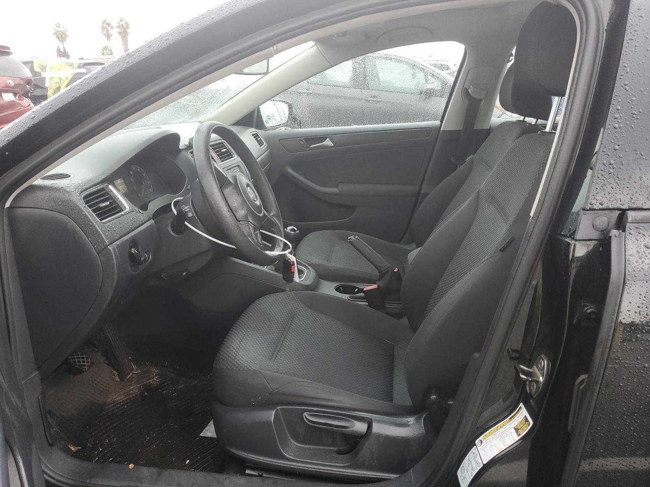 2012 VOLKSWAGEN JETTA