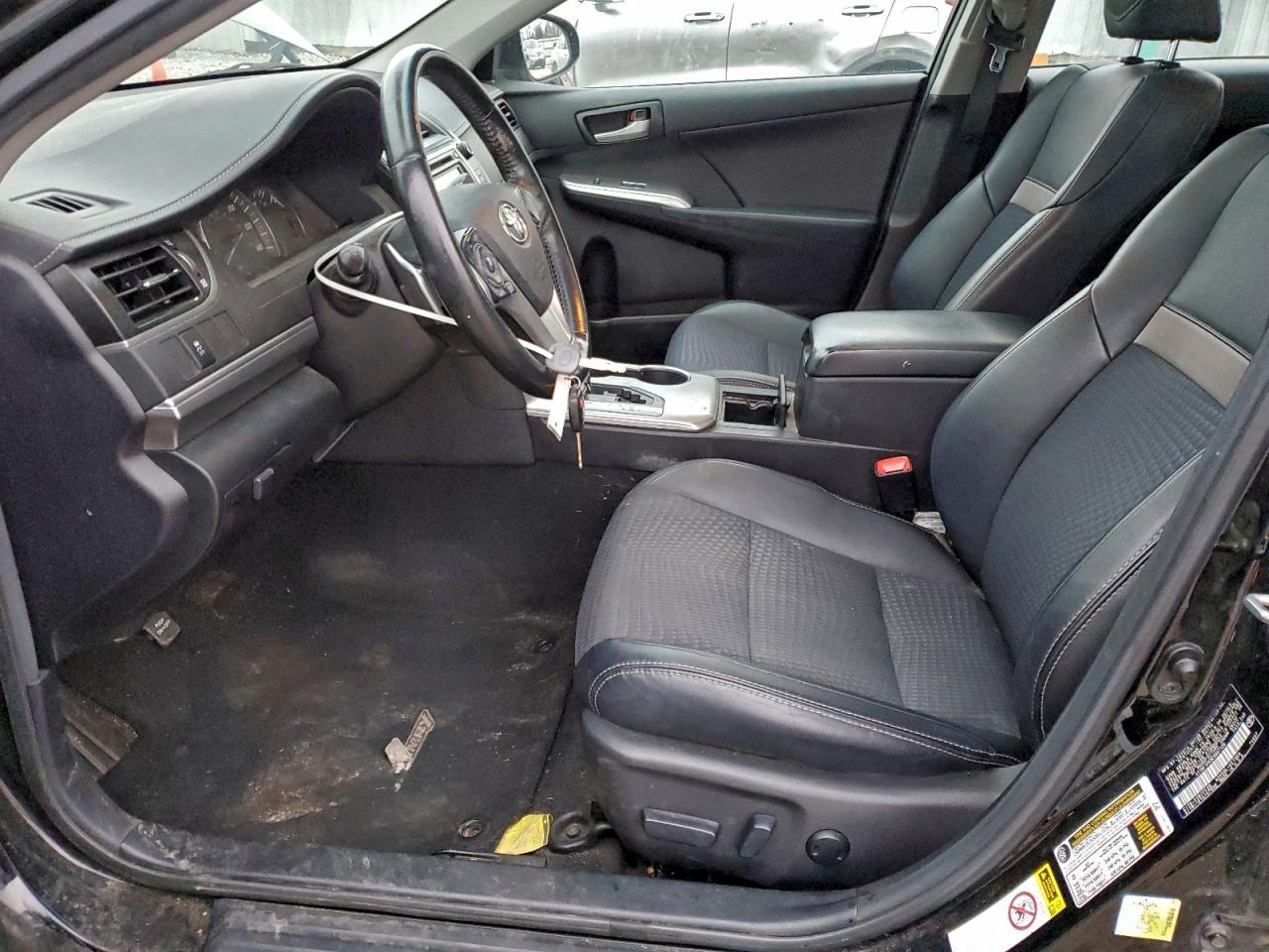2014 TOYOTA CAMRY