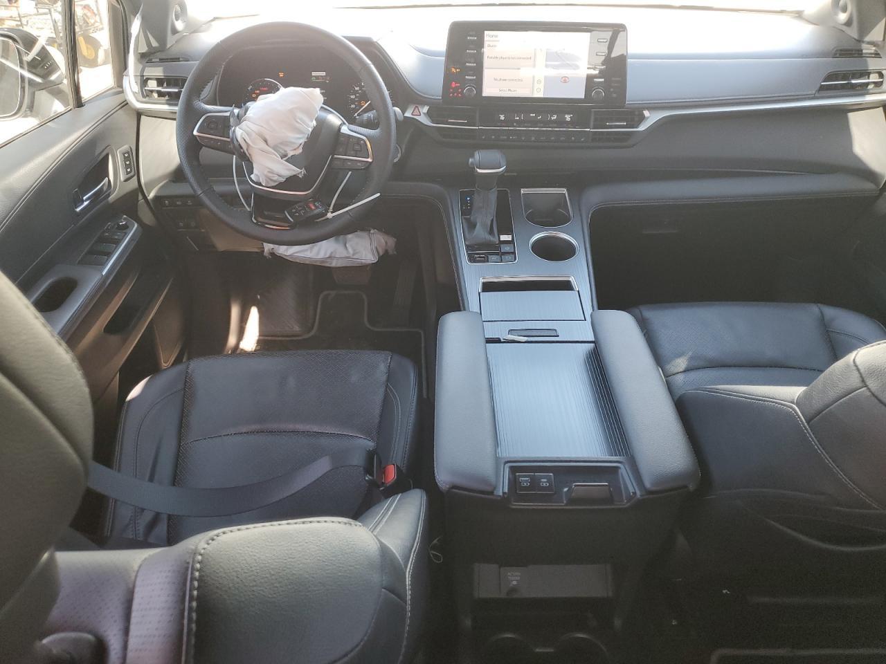 2023 TOYOTA SIENNA