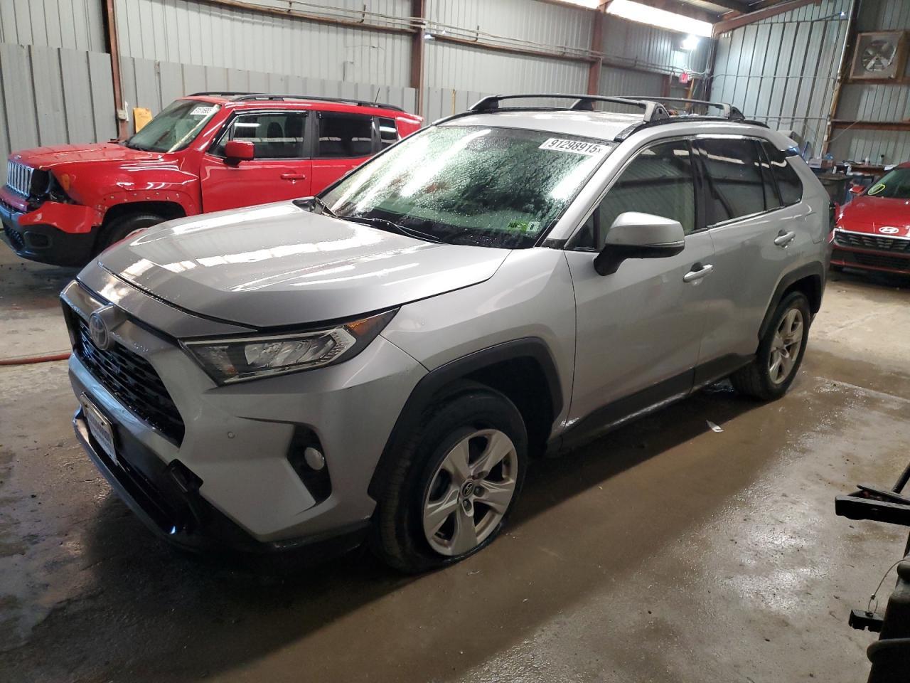 2019 TOYOTA RAV4