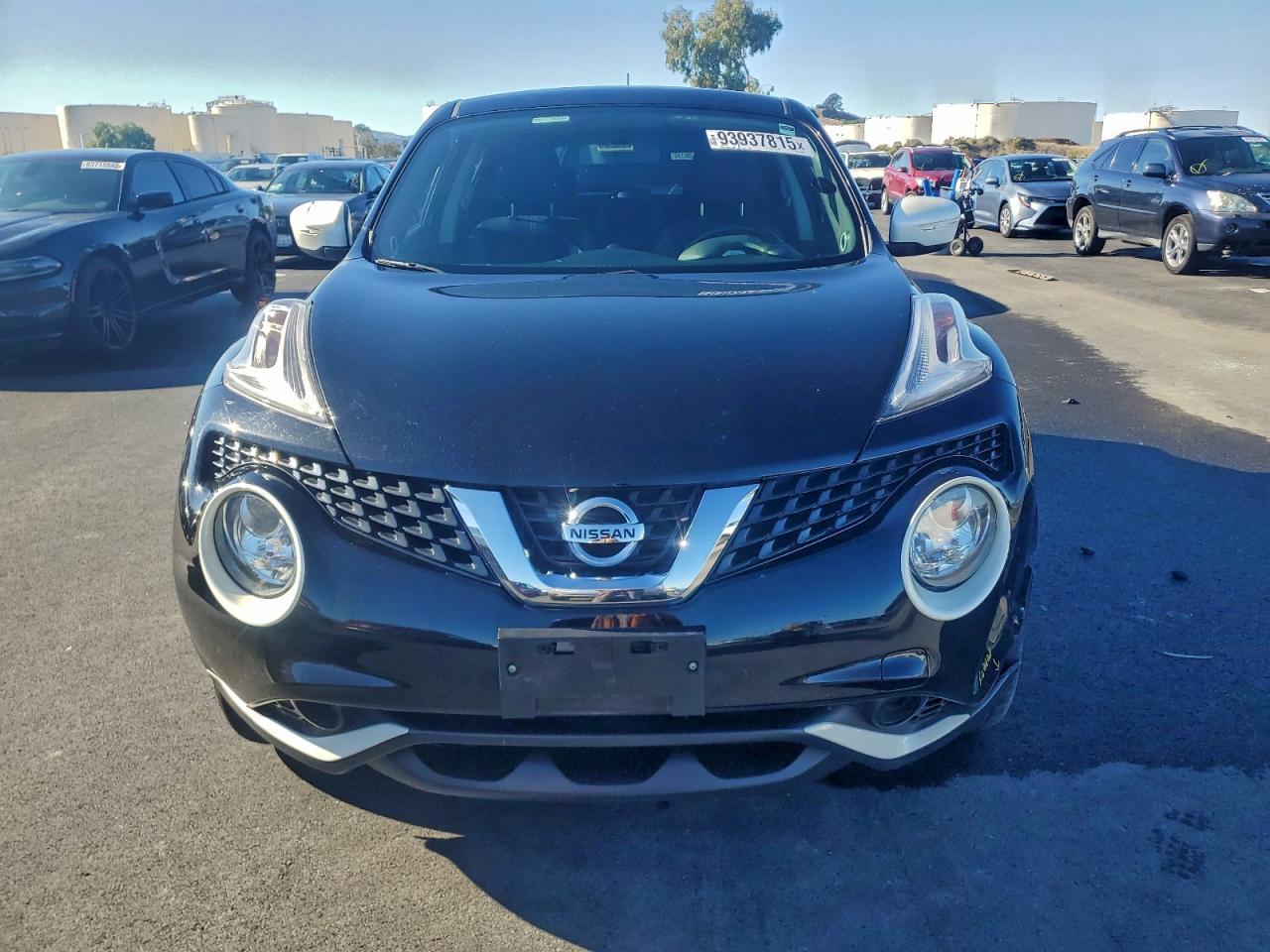 2017 NISSAN Juke
