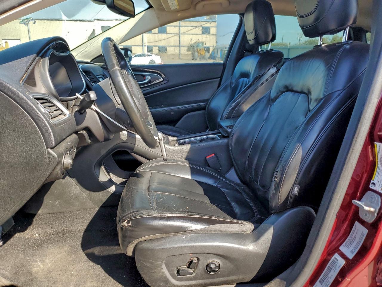 2015 CHRYSLER 200