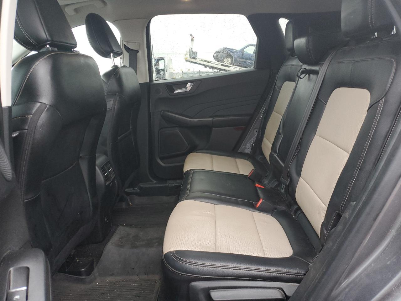 2021 FORD ESCAPE