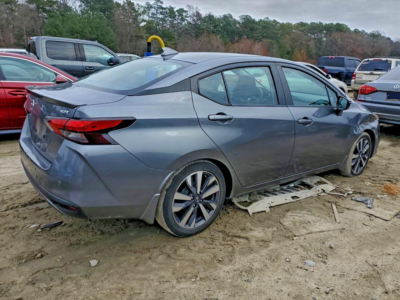 2020 NISSAN VERSA