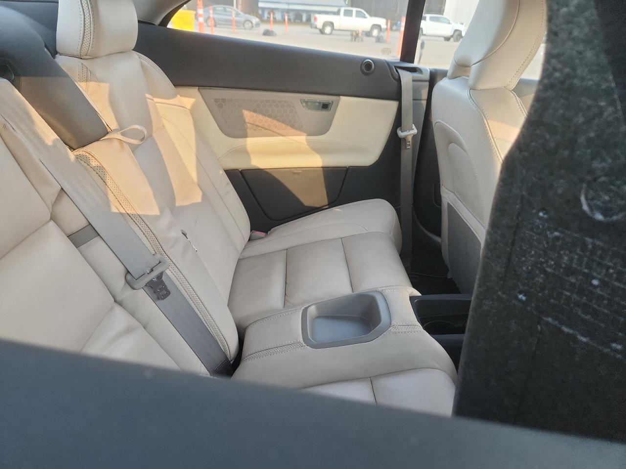 2013 VOLVO C70