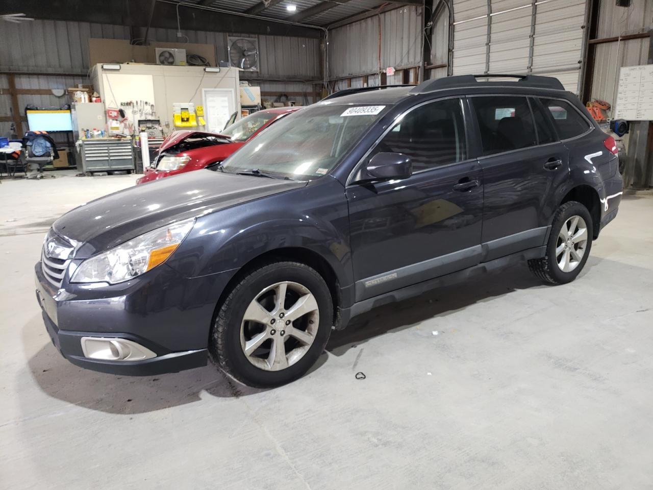 2010 SUBARU Outback