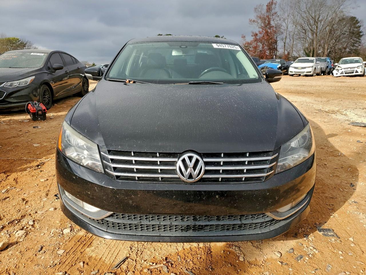 2015 VOLKSWAGEN Passat