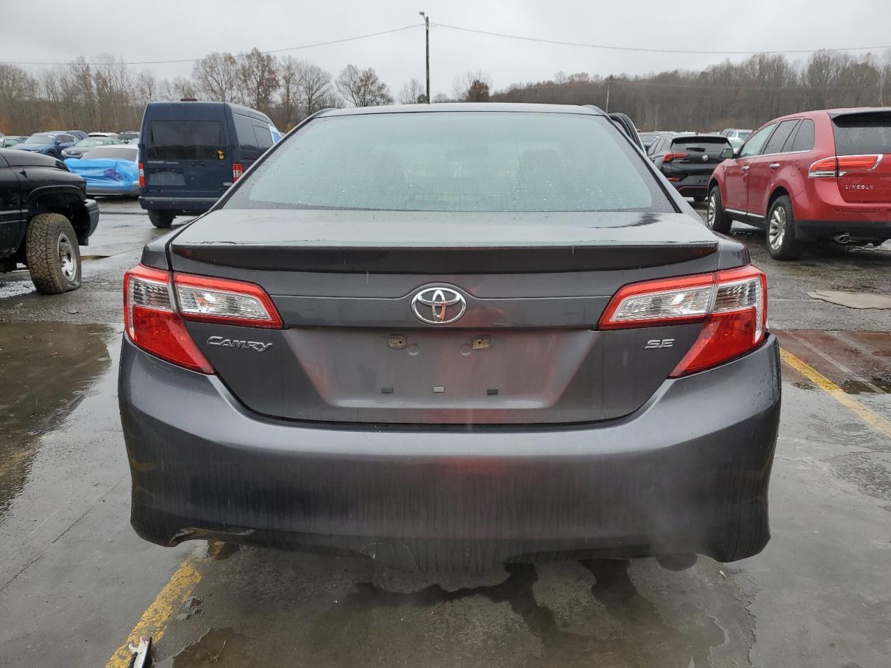 2014 TOYOTA CAMRY