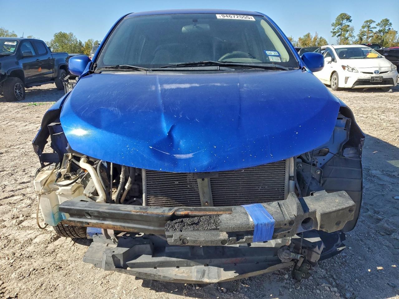 2011 NISSAN VERSA