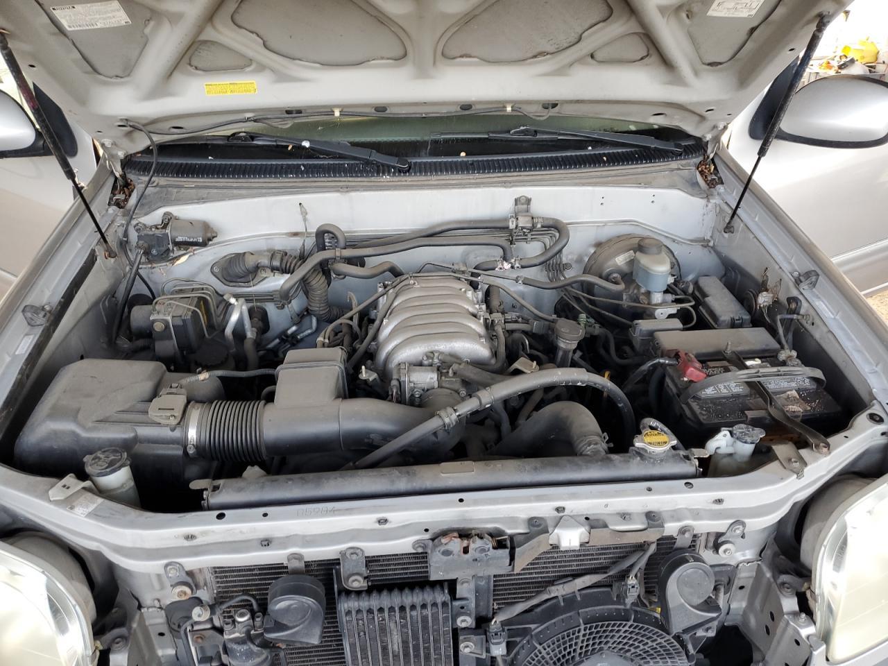 2003 TOYOTA Sequoia