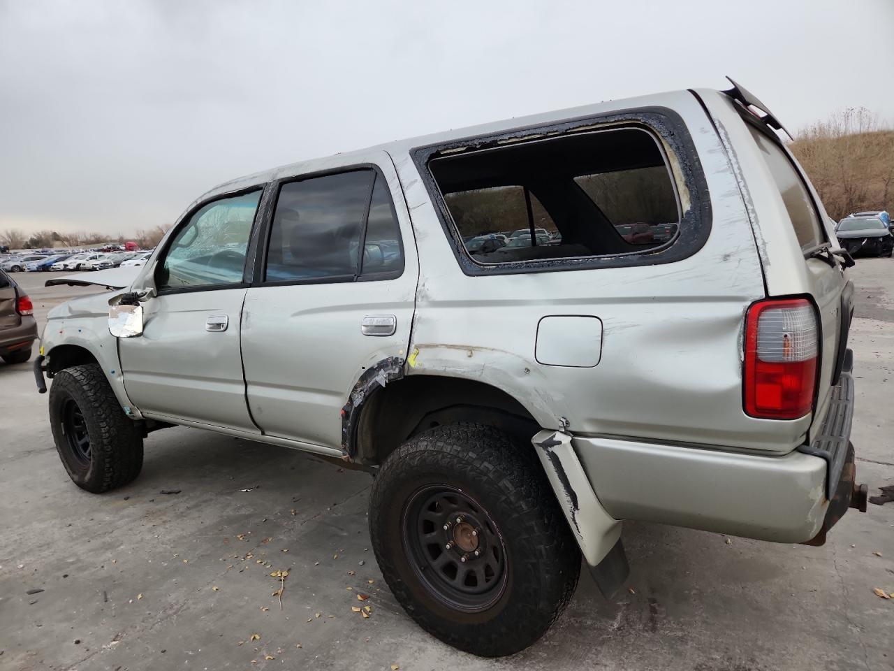 2000 TOYOTA 4Runner