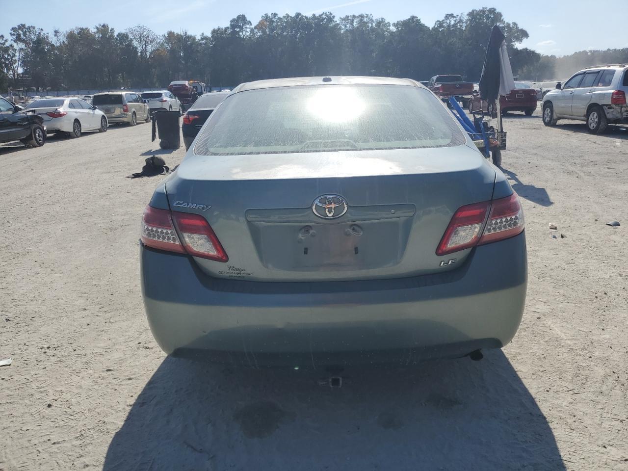 2011 TOYOTA CAMRY