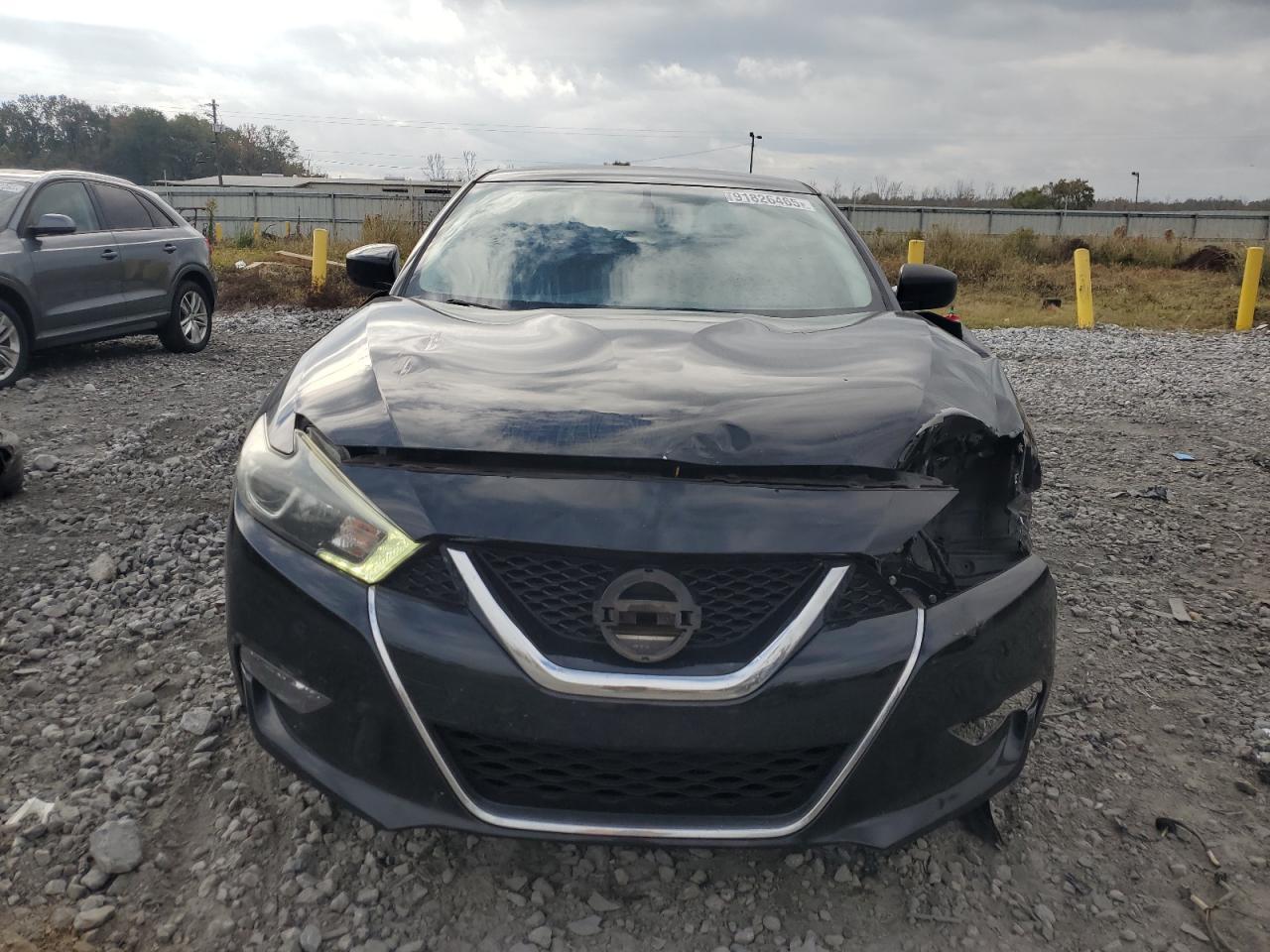 2018 NISSAN Maxima