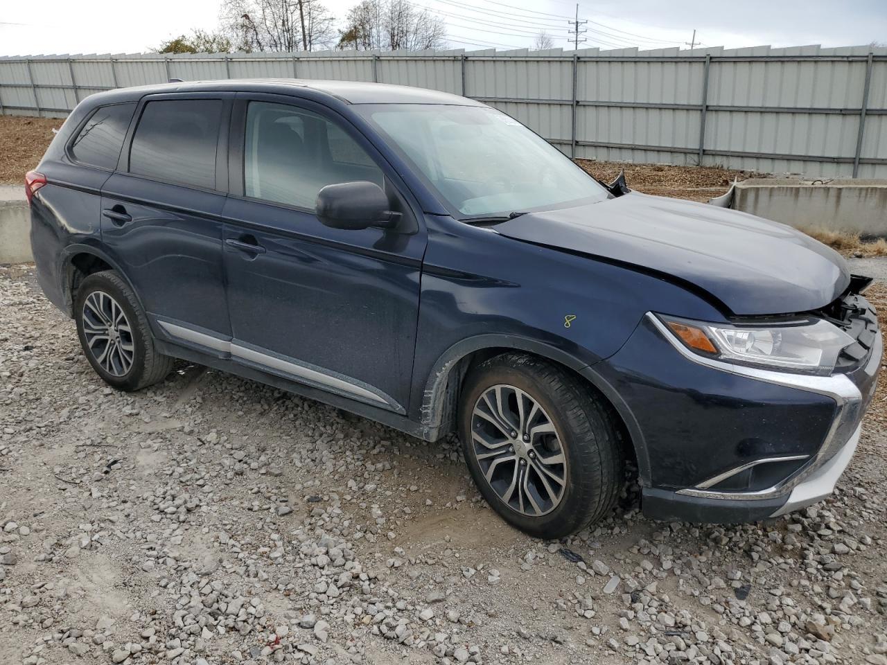 2018 MITSUBISHI outlander