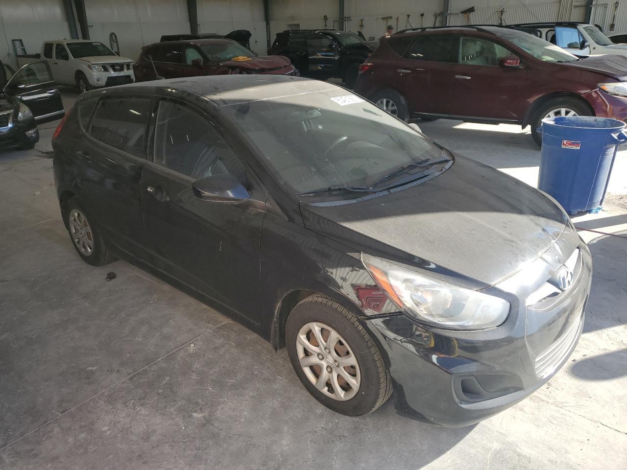 2012 HYUNDAI ACCENT