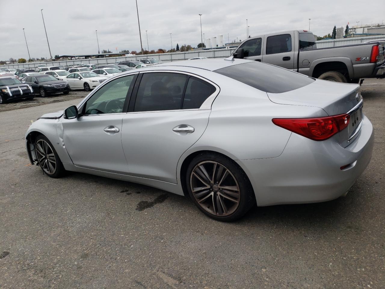 2014 INFINITI Q50