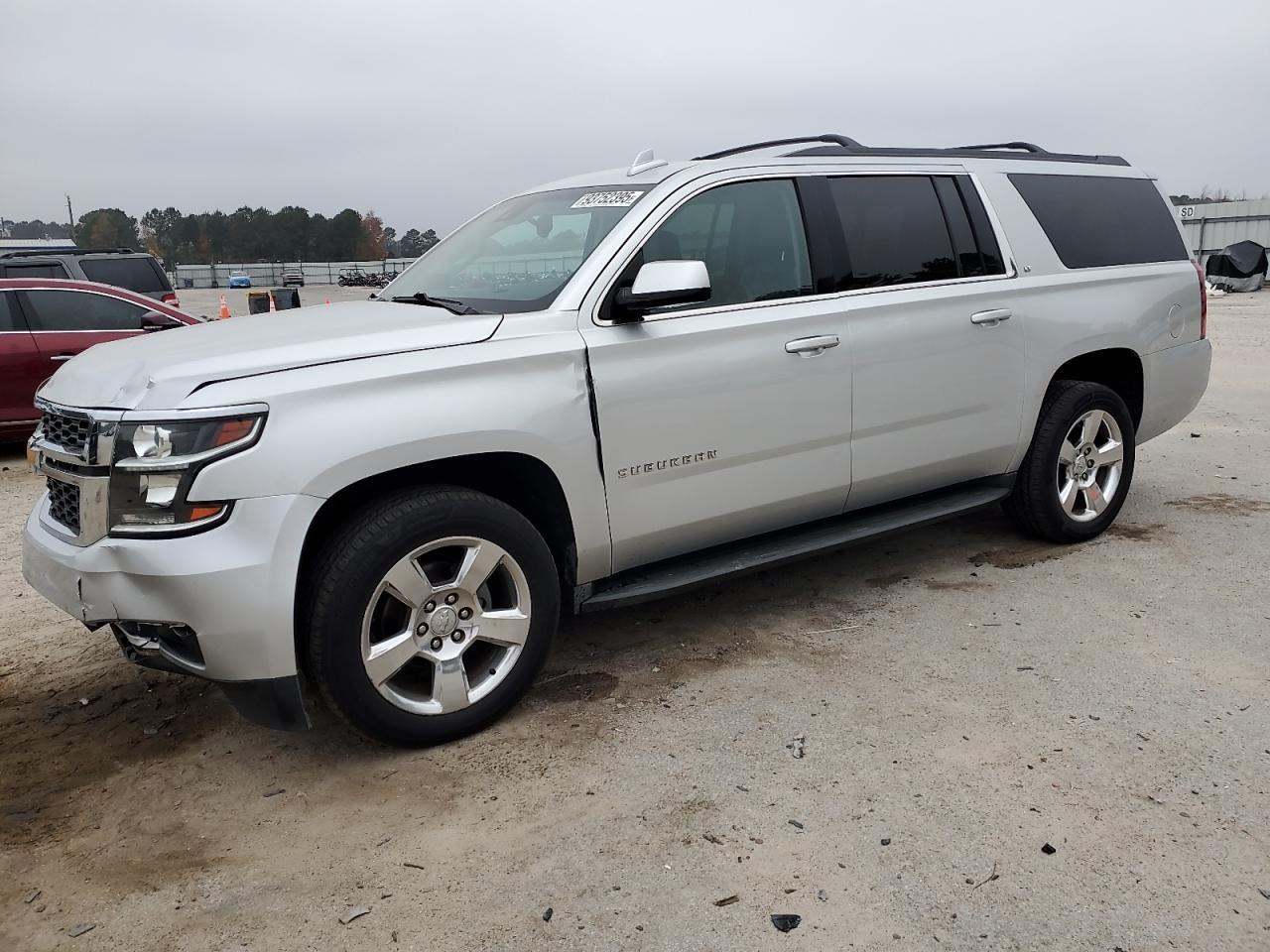 2016 CHEVROLET Suburban