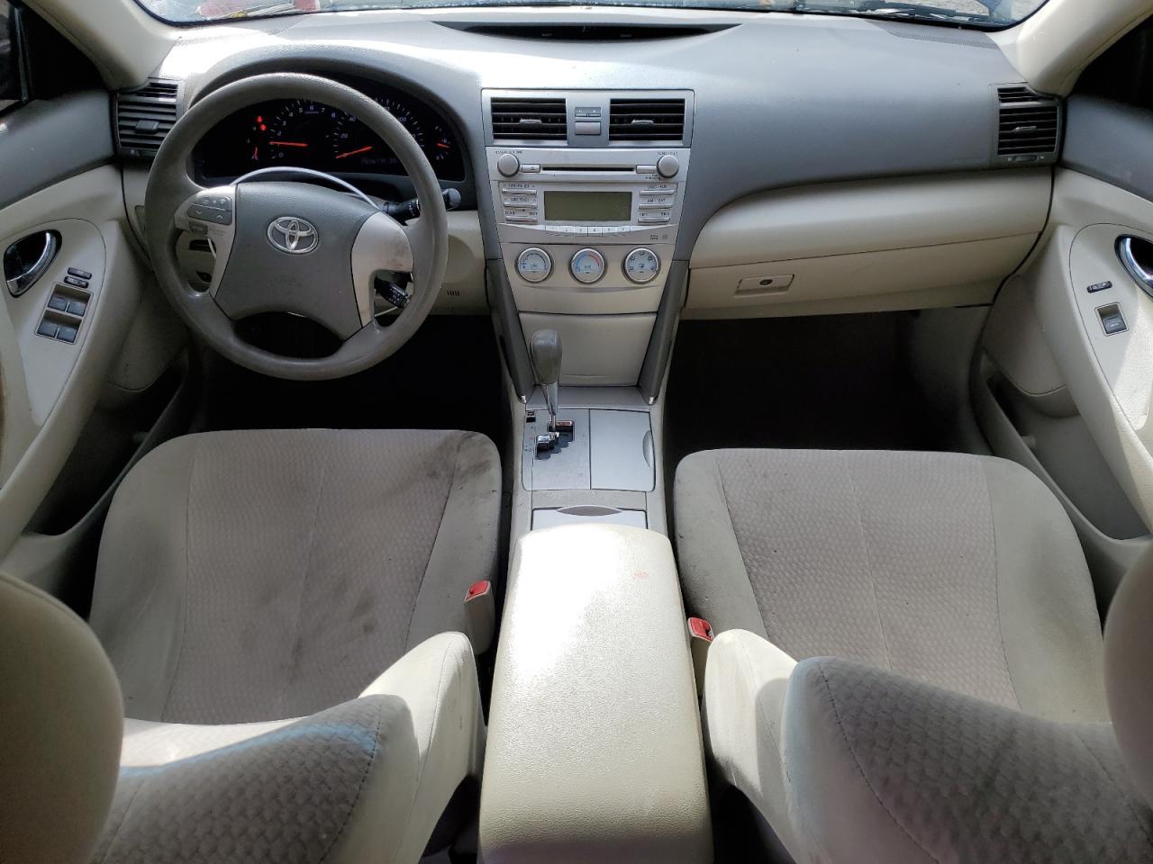 2011 TOYOTA CAMRY