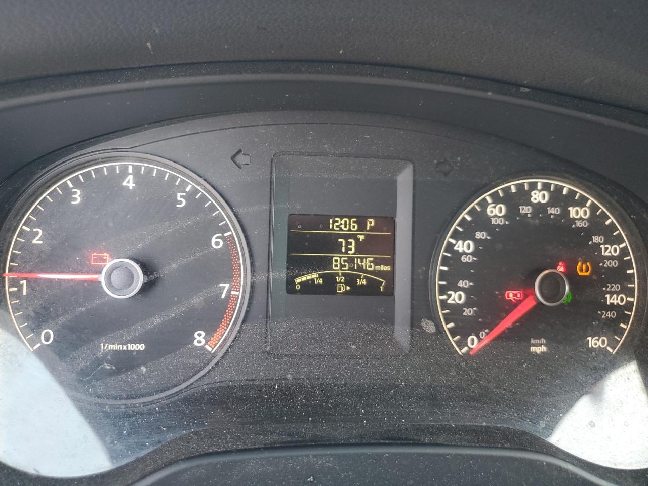 2014 VOLKSWAGEN JETTA