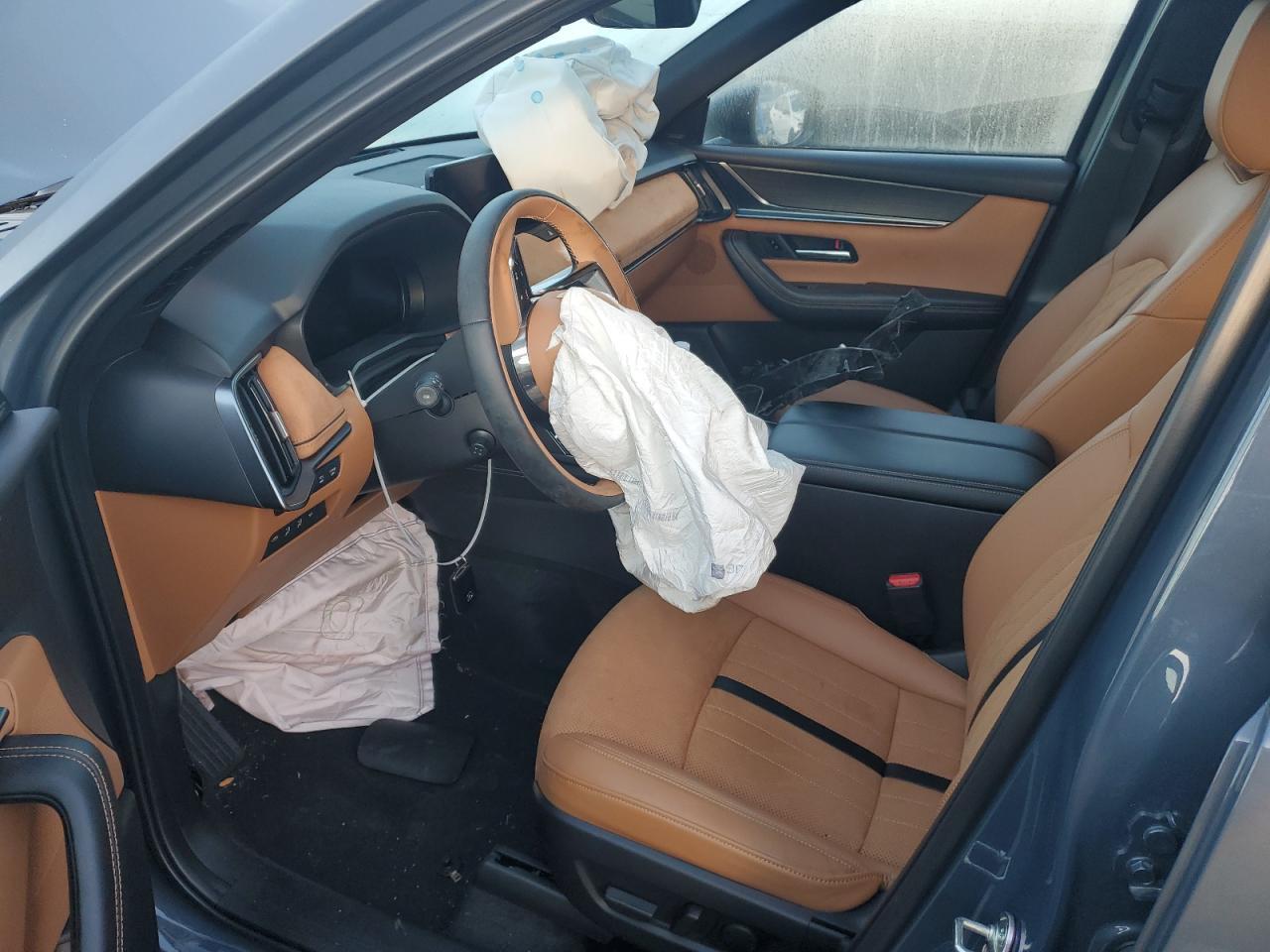 2025 MAZDA Cx-70