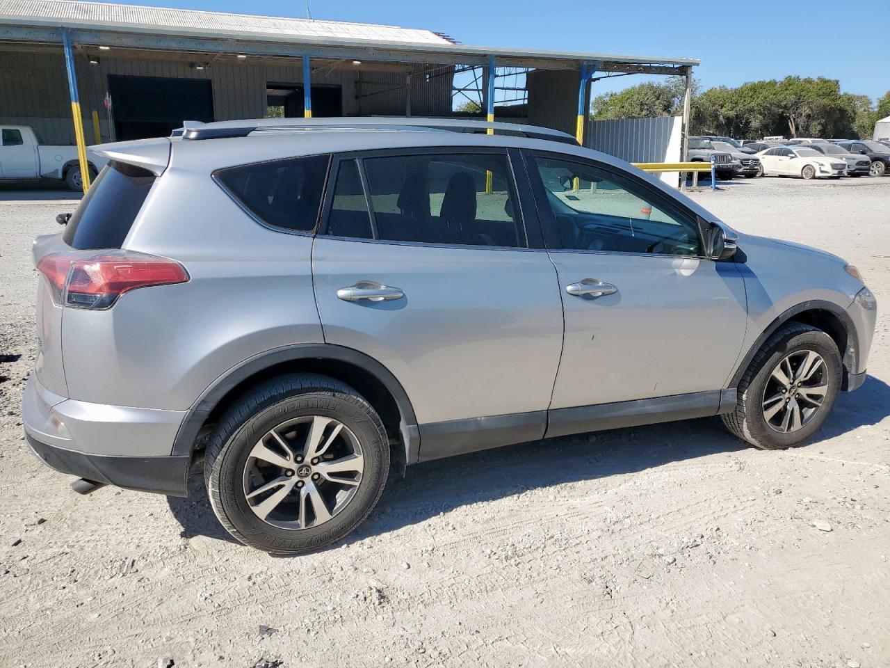2017 TOYOTA RAV4